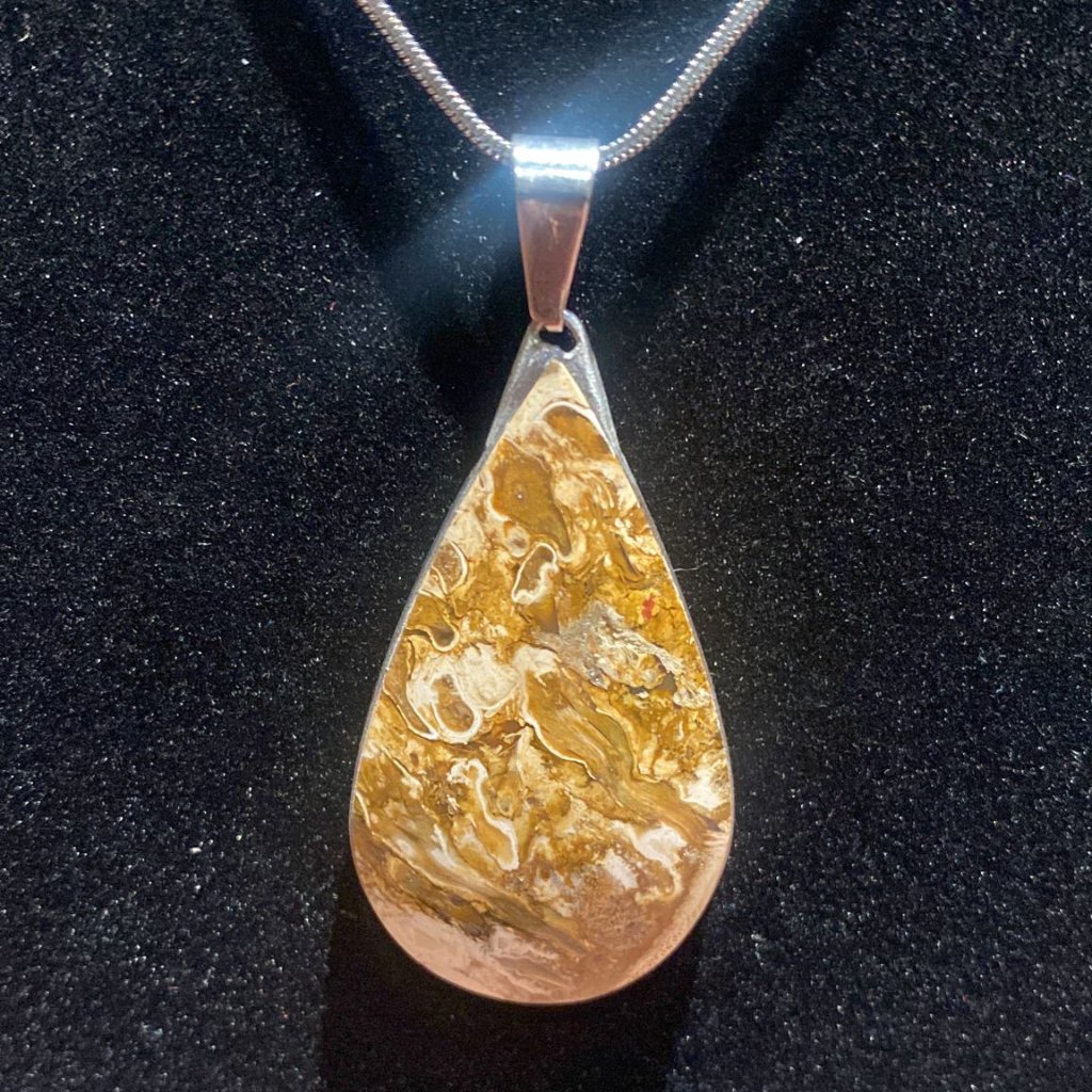Brown Palm Root Teardrop Crystal Pendant (Xl)